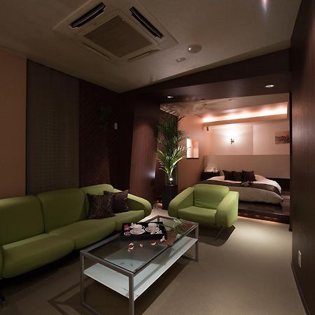 Sulata Obihiro (Adults Only) Hotel Buitenkant foto